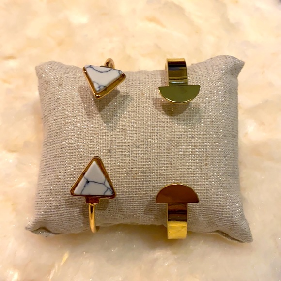 💟 Sale 2/$15 💟 2 Bracelets!!! - Picture 7 of 8